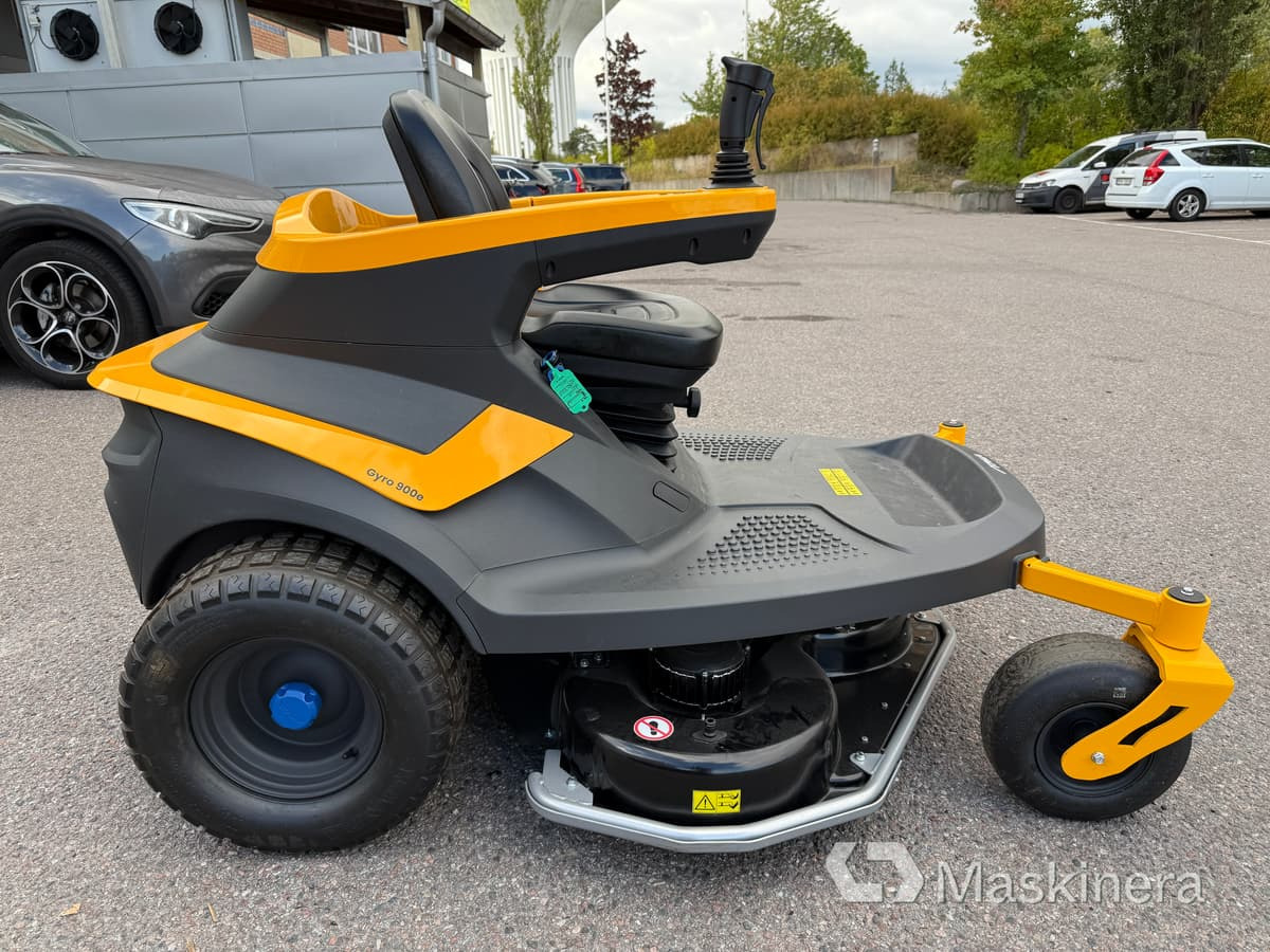 Batteridriven Åkgräsklippare Stiga Gyro 900E - Korrëse bari i kopshtit: foto 4 Batteridriven Åkgräsklippare Stiga Gyro 900E - Korrëse bari i kopshtit: foto 4