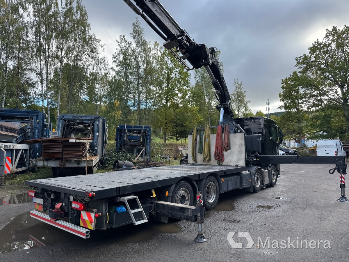 Bodbil Volvo FH 82F med Fassi F820 kran & jib - Kamion me karroceri të hapur, Kamion me vinç: foto 5 Bodbil Volvo FH 82F med Fassi F820 kran & jib - Kamion me karroceri të hapur, Kamion me vinç: foto 5