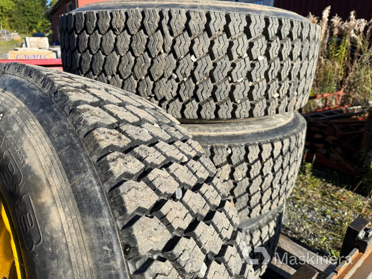 Bridgestone M788 Entreprenaddäck på fälg 385/65R22.5 - Rrota për Makineri ndërtimi: foto 2 Bridgestone M788 Entreprenaddäck på fälg 385/65R22.5 - Rrota për Makineri ndërtimi: foto 2