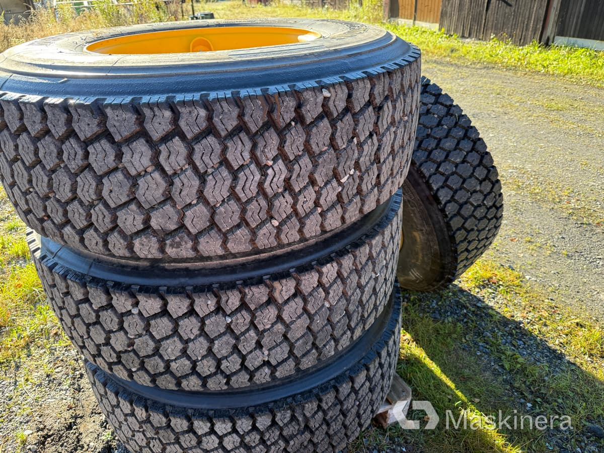 Bridgestone M788 Entreprenaddäck på fälg 385/65R22.5 - Rrota për Makineri ndërtimi: foto 4 Bridgestone M788 Entreprenaddäck på fälg 385/65R22.5 - Rrota për Makineri ndërtimi: foto 4