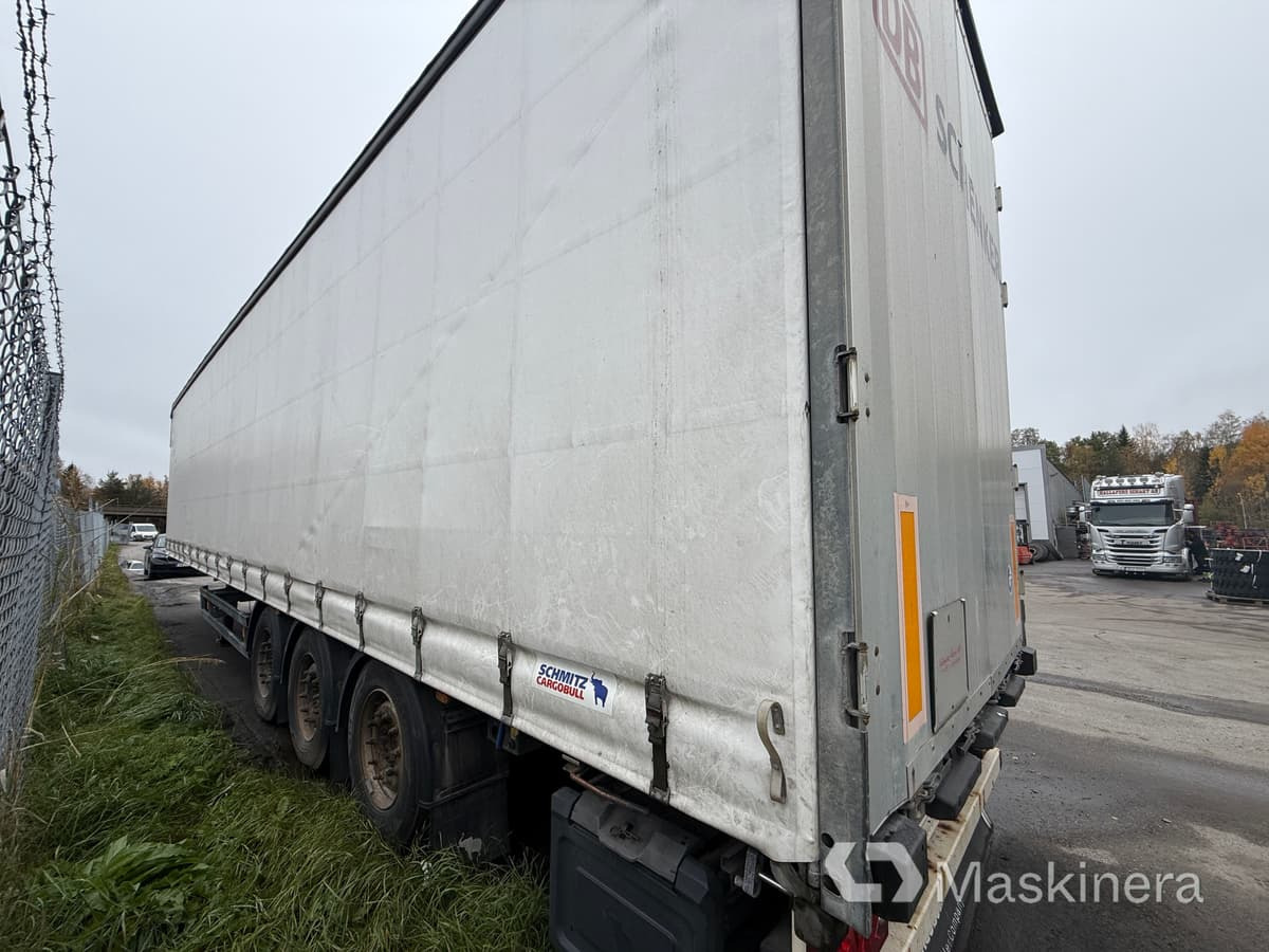 Gardintrailer Schmitz S01 - Gjysmë rimorkio me tendë: foto 4 Gardintrailer Schmitz S01 - Gjysmë rimorkio me tendë: foto 4