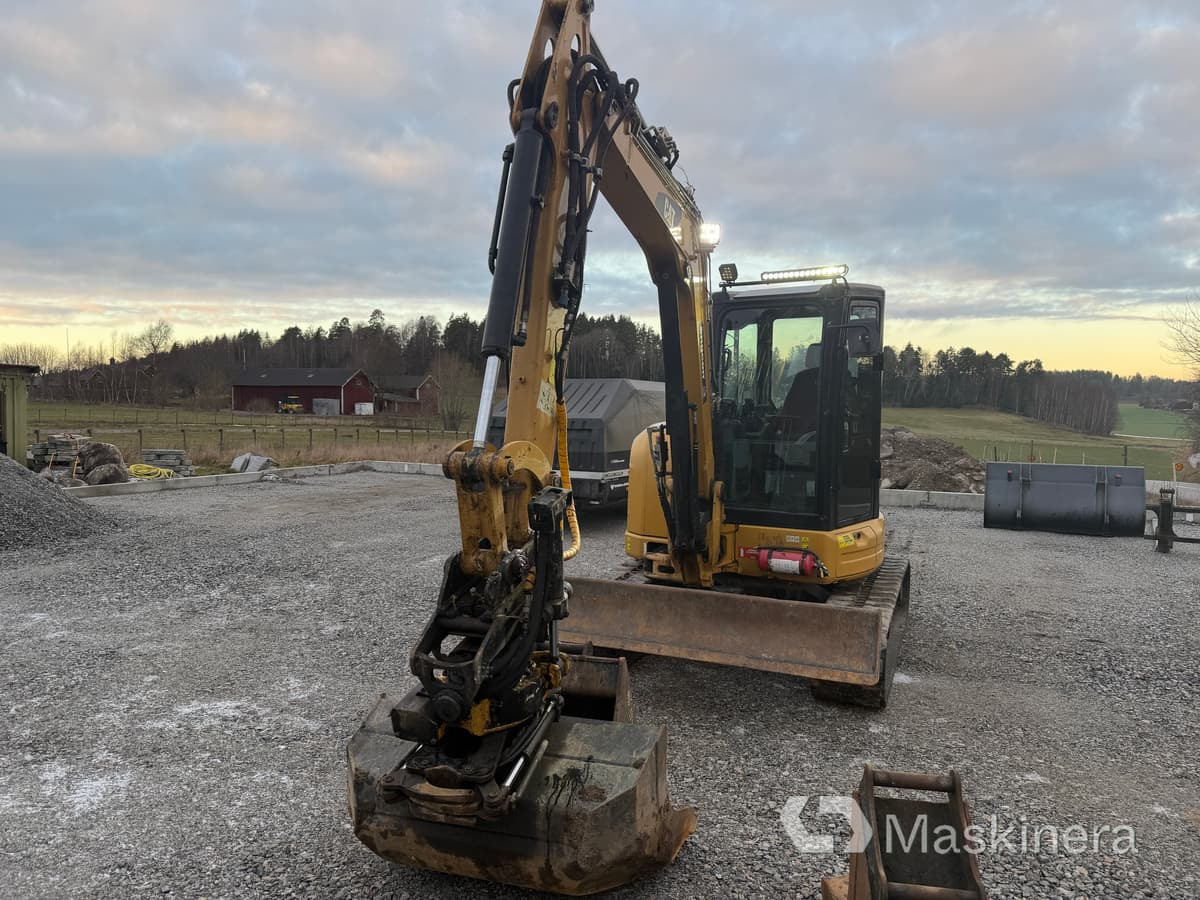 Grävmaskin CAT 305E2 CR med tillbehör - Ekskavator me zinxhirë: foto 2 Grävmaskin CAT 305E2 CR med tillbehör - Ekskavator me zinxhirë: foto 2
