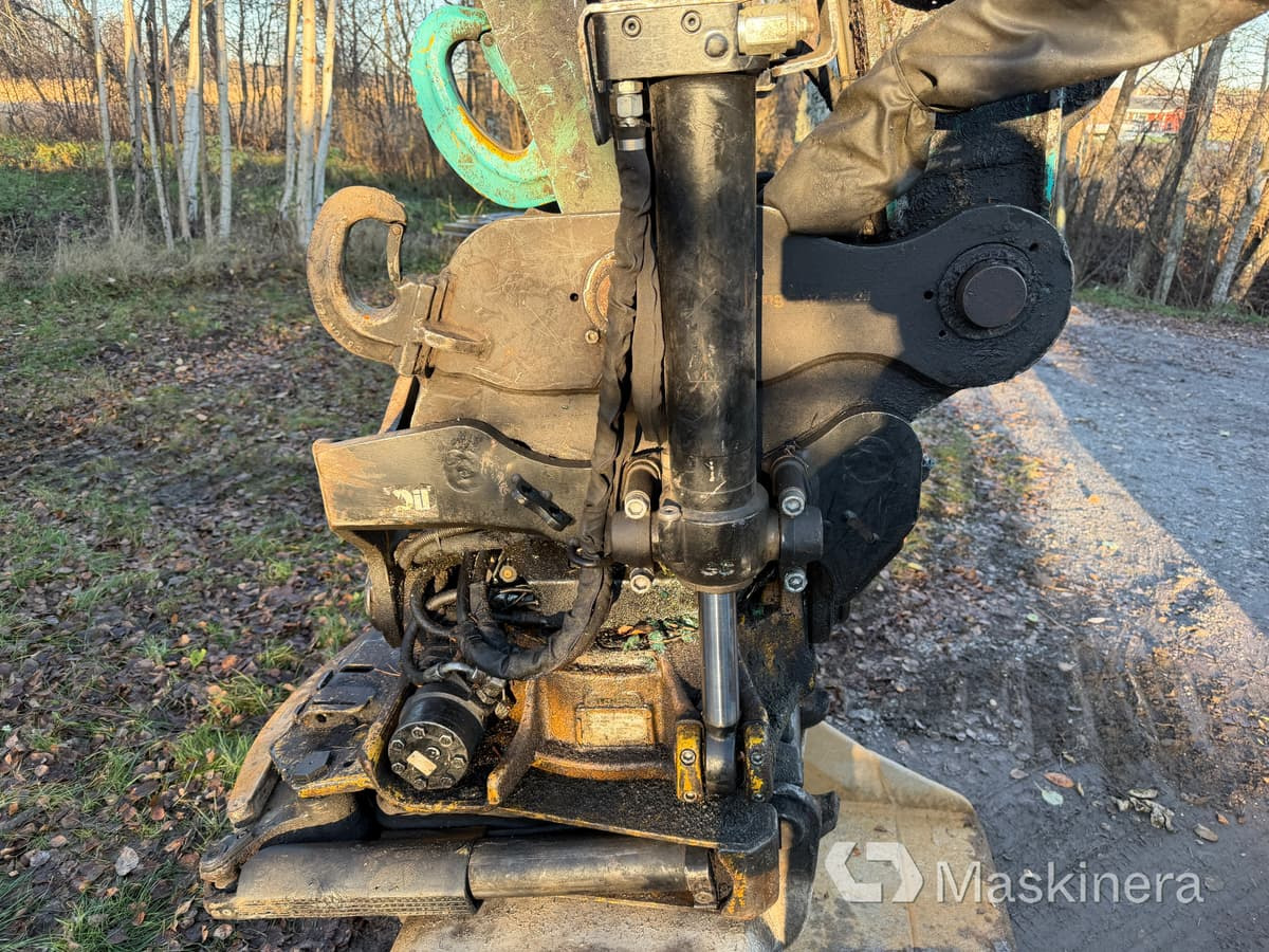 Ekskavator me zinxhirë Grävmaskin Kobelco SK140SRLC-5: foto 28