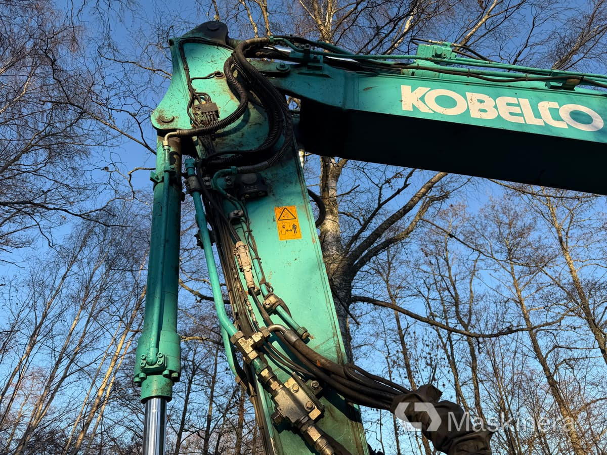 Ekskavator me zinxhirë Grävmaskin Kobelco SK140SRLC-5: foto 29