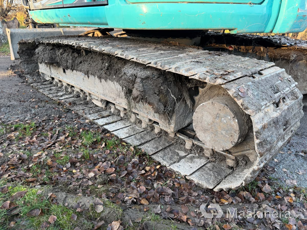 Ekskavator me zinxhirë Grävmaskin Kobelco SK140SRLC-5: foto 17