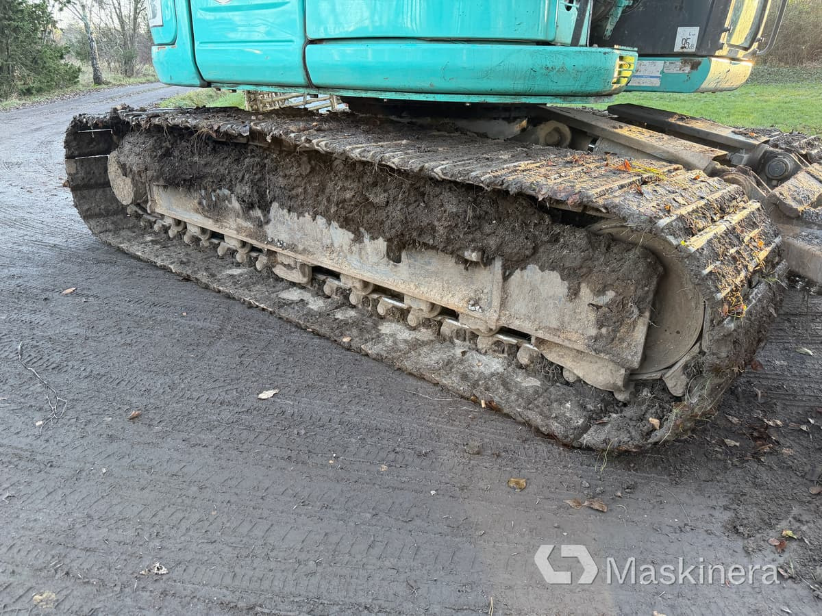 Ekskavator me zinxhirë Grävmaskin Kobelco SK140SRLC-5: foto 13