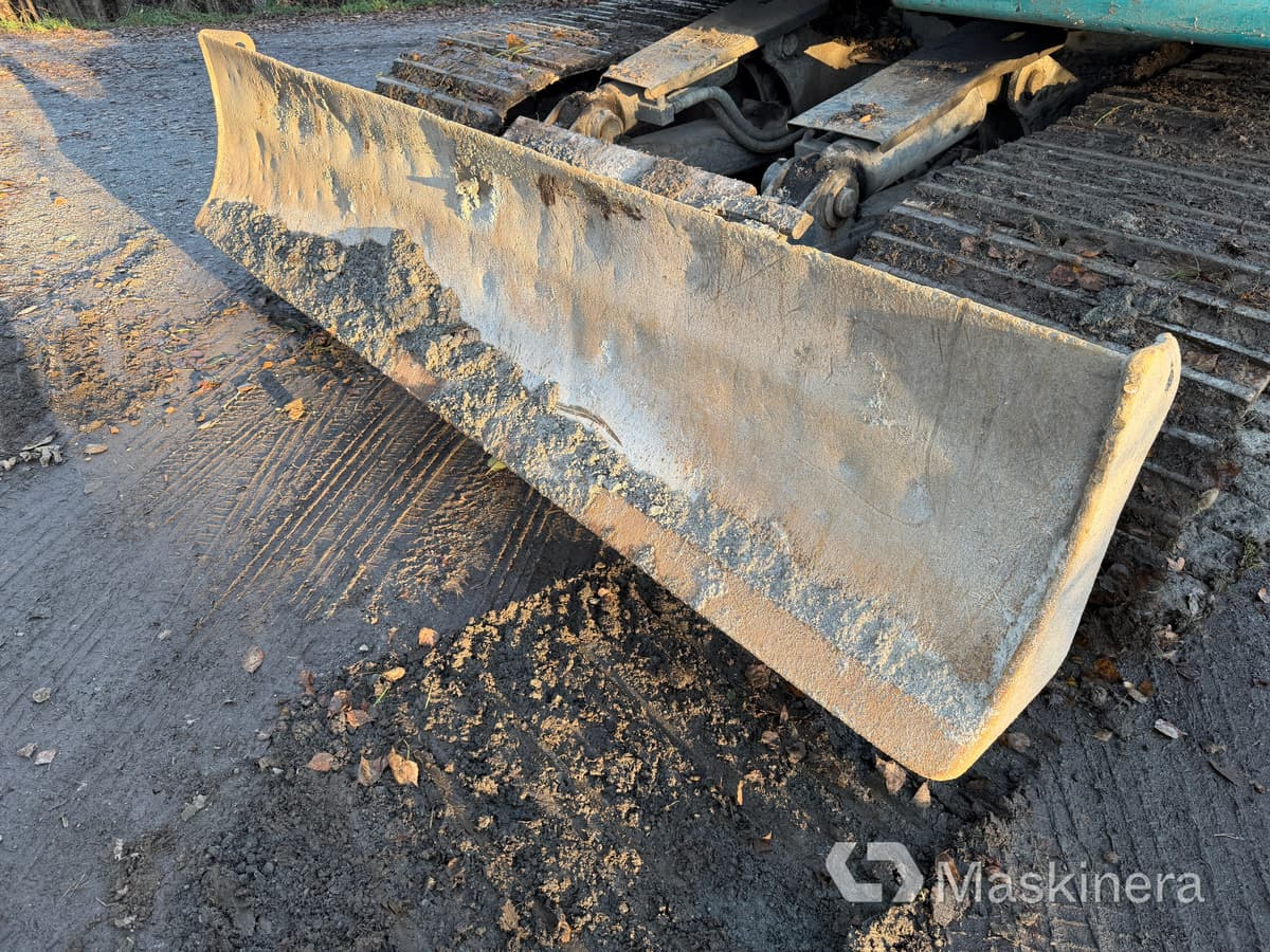 Ekskavator me zinxhirë Grävmaskin Kobelco SK140SRLC-5: foto 19
