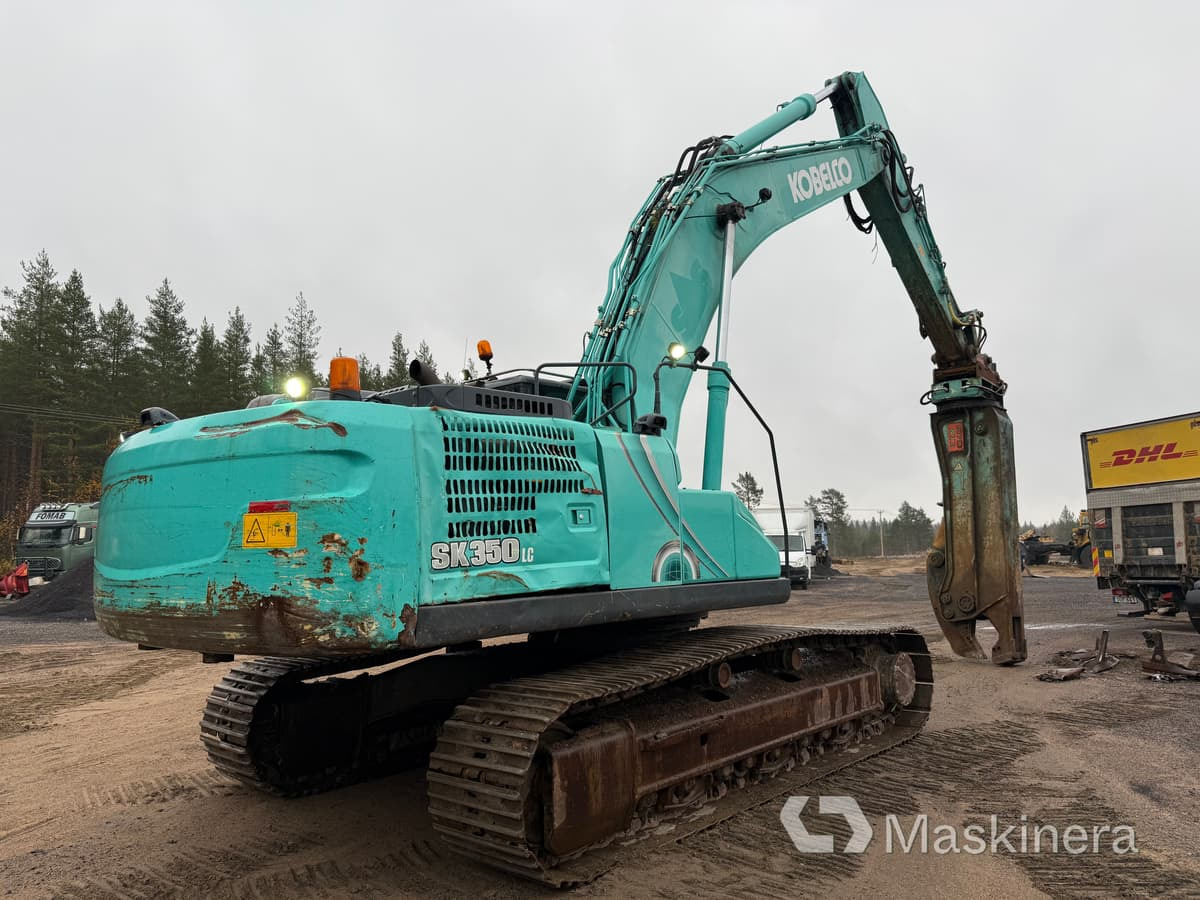 Grävmaskin Kobelco SK350LC-10 med stålsax - Ekskavator me zinxhirë: foto 5 Grävmaskin Kobelco SK350LC-10 med stålsax - Ekskavator me zinxhirë: foto 5