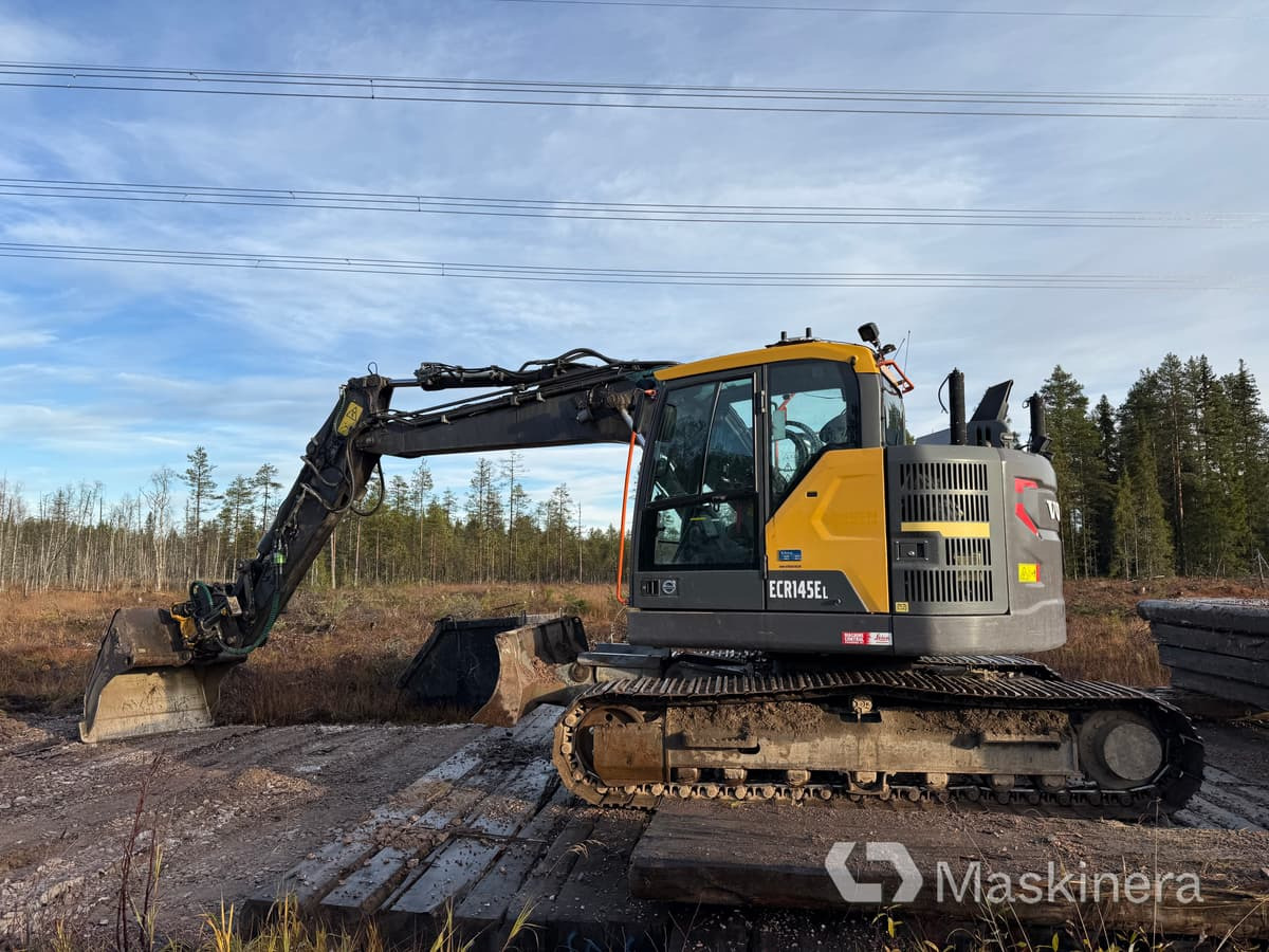 Grävmaskin Volvo ECR145EL - Ekskavator me zinxhirë: foto 2 Grävmaskin Volvo ECR145EL - Ekskavator me zinxhirë: foto 2