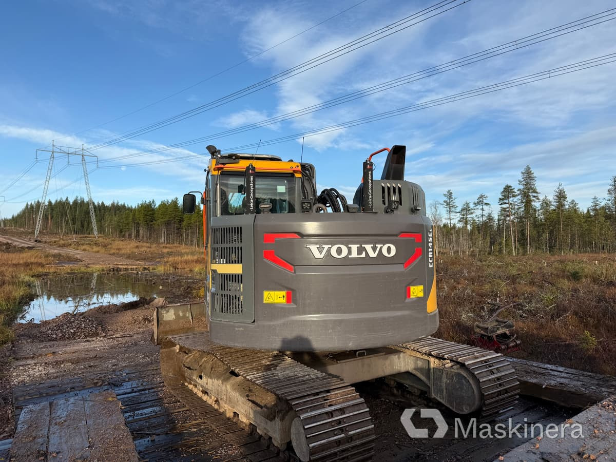 Grävmaskin Volvo ECR145EL - Ekskavator me zinxhirë: foto 4 Grävmaskin Volvo ECR145EL - Ekskavator me zinxhirë: foto 4