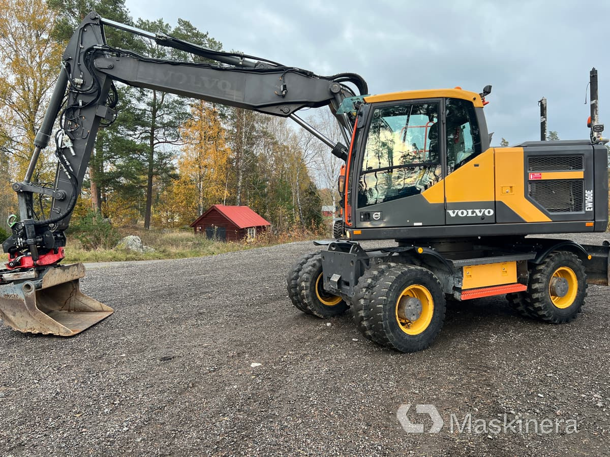 Hjulgrävare Volvo EW160E - Ekskavator me zinxhirë: foto 2 Hjulgrävare Volvo EW160E - Ekskavator me zinxhirë: foto 2