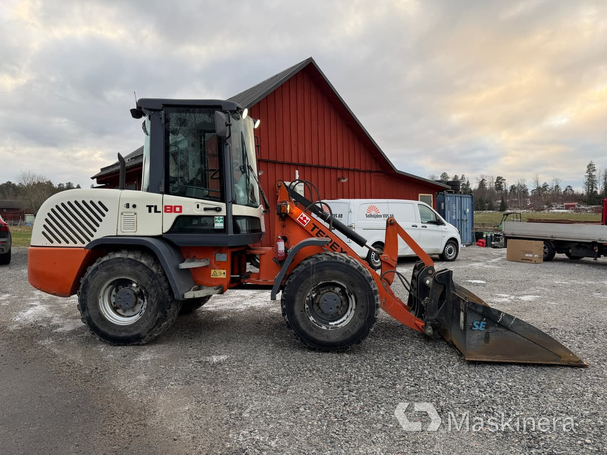 Hjullastare Terex TL80 med tillbehör - Fadrom me goma: foto 4 Hjullastare Terex TL80 med tillbehör - Fadrom me goma: foto 4
