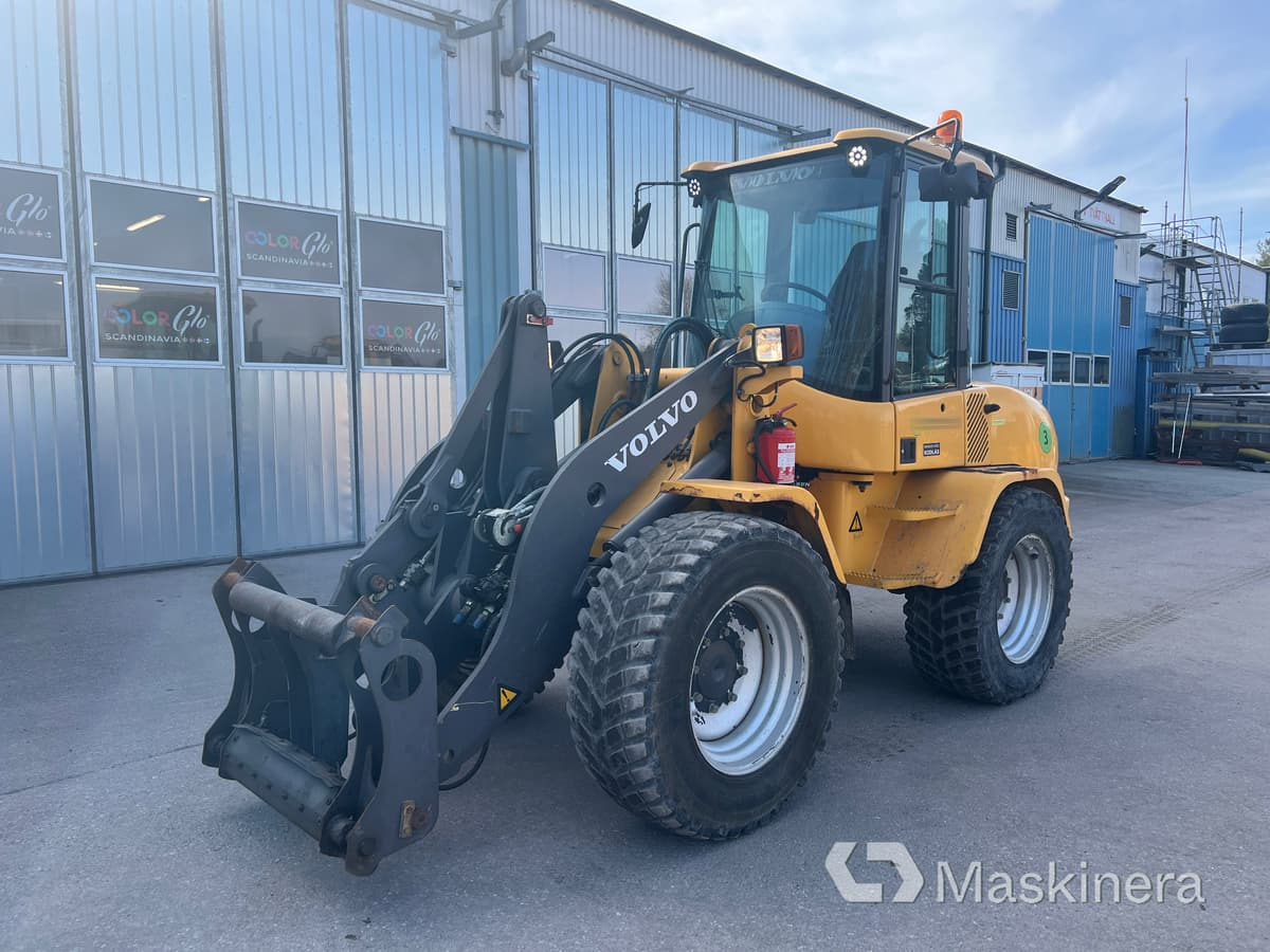 Hjullastare Volvo L35B - Fadrom me goma: foto 1 Hjullastare Volvo L35B - Fadrom me goma: foto 1