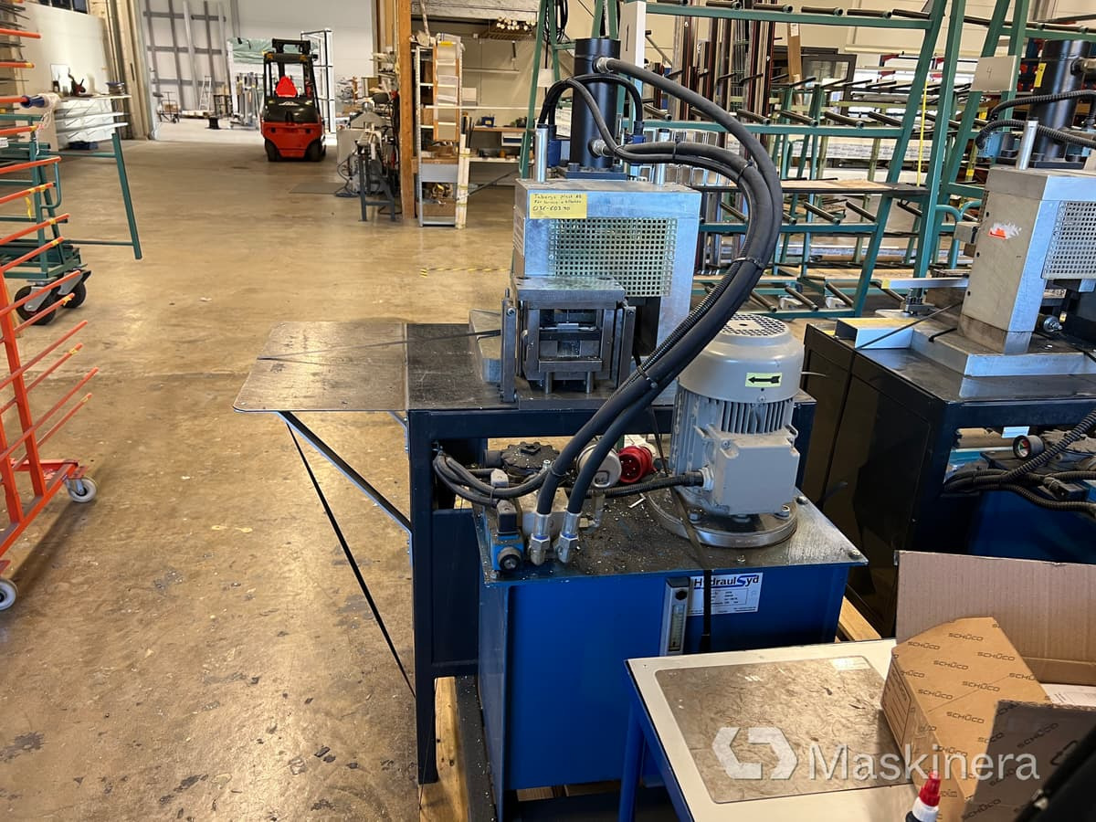 Hydraulisk press Santas Mekaniska DS88 - Abkant: foto 5 Hydraulisk press Santas Mekaniska DS88 - Abkant: foto 5