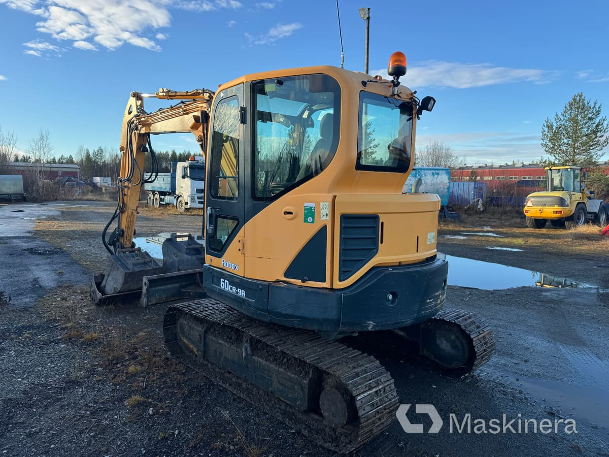 Hyundai Robex 60 CR - 9A Grävmaskin Hyundai Robex 60CR-9A med tillbehör - Ekskavator me zinxhirë: foto 3 Hyundai Robex 60 CR - 9A Grävmaskin Hyundai Robex 60CR-9A med tillbehör - Ekskavator me zinxhirë: foto 3