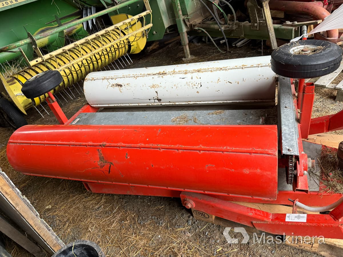 Inplastare Ysta Bale wrap 1600 med sidospakar - Mbështjellëse dengjesh: foto 3 Inplastare Ysta Bale wrap 1600 med sidospakar - Mbështjellëse dengjesh: foto 3