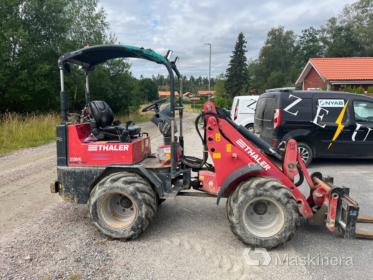 Kompaktlastare Thaler 2138/k - Ngarkues i artikuluar: foto 4 Kompaktlastare Thaler 2138/k - Ngarkues i artikuluar: foto 4