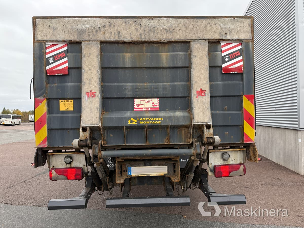Kranbil Scania P320 - Kamion me karroceri të hapur, Kamion me vinç: foto 4 Kranbil Scania P320 - Kamion me karroceri të hapur, Kamion me vinç: foto 4