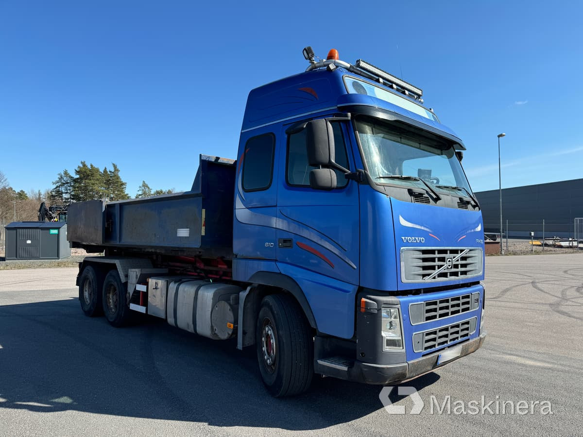 Lastväxlare Volvo FH16 tandemdrift - Kamion vetëngarkues, Kamion me vinç: foto 3 Lastväxlare Volvo FH16 tandemdrift - Kamion vetëngarkues, Kamion me vinç: foto 3