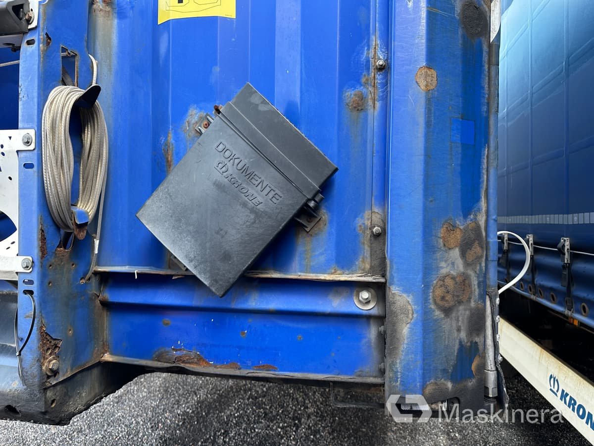 Krone SD Kapelltrailer Krone - Makineritë e tjera: foto 4 Krone SD Kapelltrailer Krone - Makineritë e tjera: foto 4