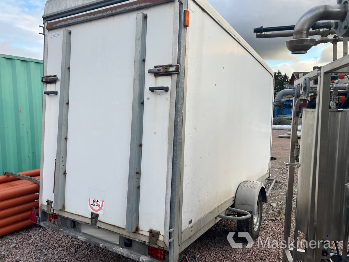 Skåpsläp Thule CER - Makineritë e tjera: foto 5 Skåpsläp Thule CER - Makineritë e tjera: foto 5