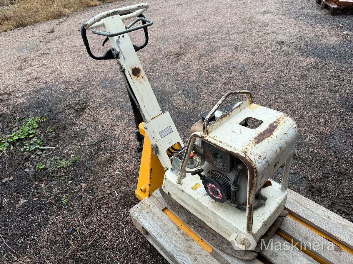 Markvibrator Swepac FB 145 - Pllakë vibratori: foto 5 Markvibrator Swepac FB 145 - Pllakë vibratori: foto 5