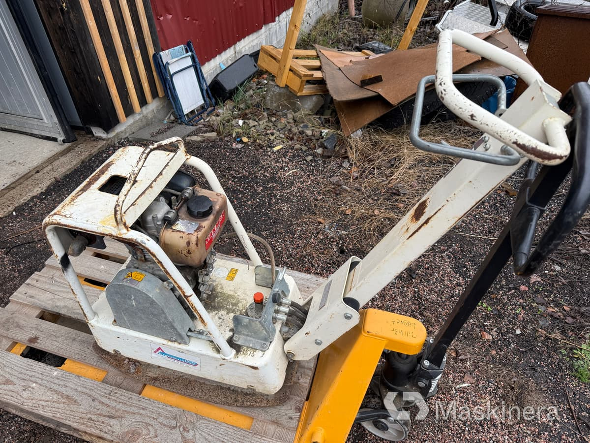 Markvibrator Swepac FB 145 - Pllakë vibratori: foto 2 Markvibrator Swepac FB 145 - Pllakë vibratori: foto 2