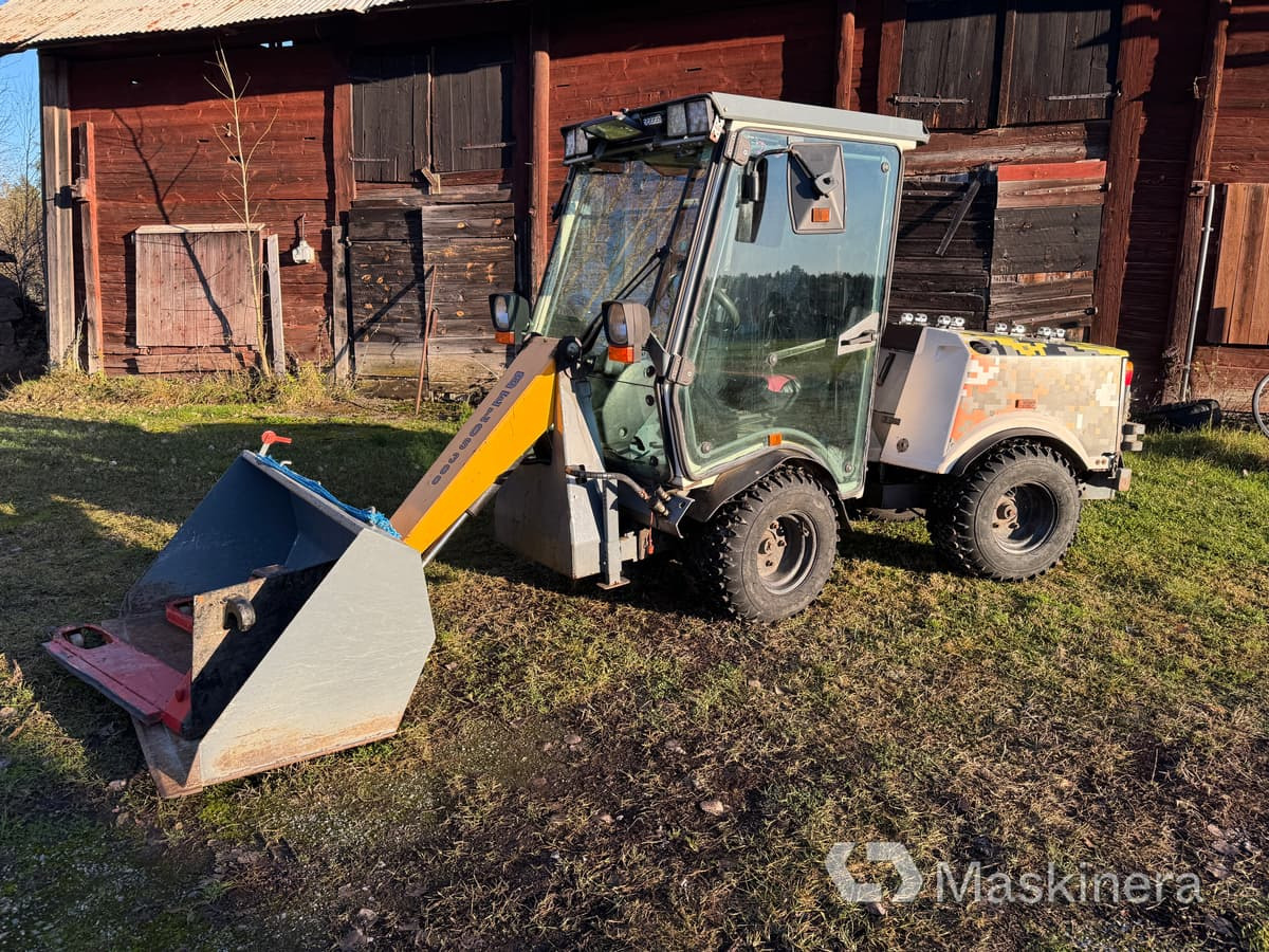 Redskapsbärare Belos Trans Pro - Ngarkues i artikuluar: foto 1 Redskapsbärare Belos Trans Pro - Ngarkues i artikuluar: foto 1