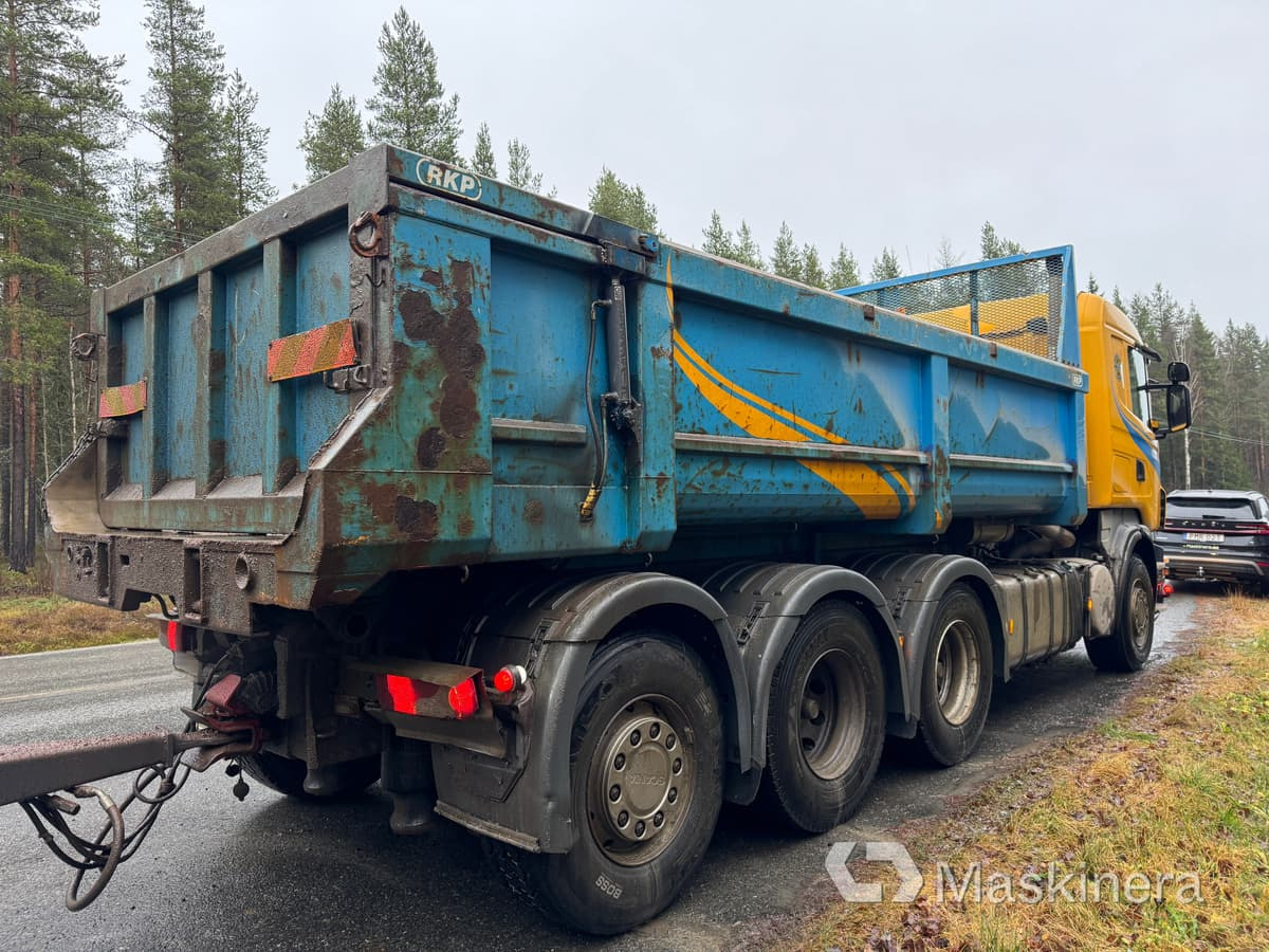 Scania R500LB8X4*4HHA Kassett bil Scania R500 tridem med vagn - Kamion vetëshkarkues: foto 5 Scania R500LB8X4*4HHA Kassett bil Scania R500 tridem med vagn - Kamion vetëshkarkues: foto 5