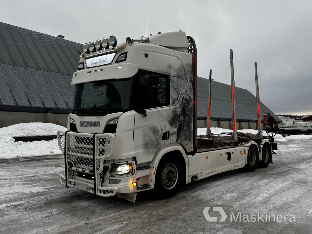 Scania R650B6X4NB Timmerekipage Scania R650B med kran och HLM Släp - Kamion për transport druri: foto 1 Scania R650B6X4NB Timmerekipage Scania R650B med kran och HLM Släp - Kamion për transport druri: foto 1