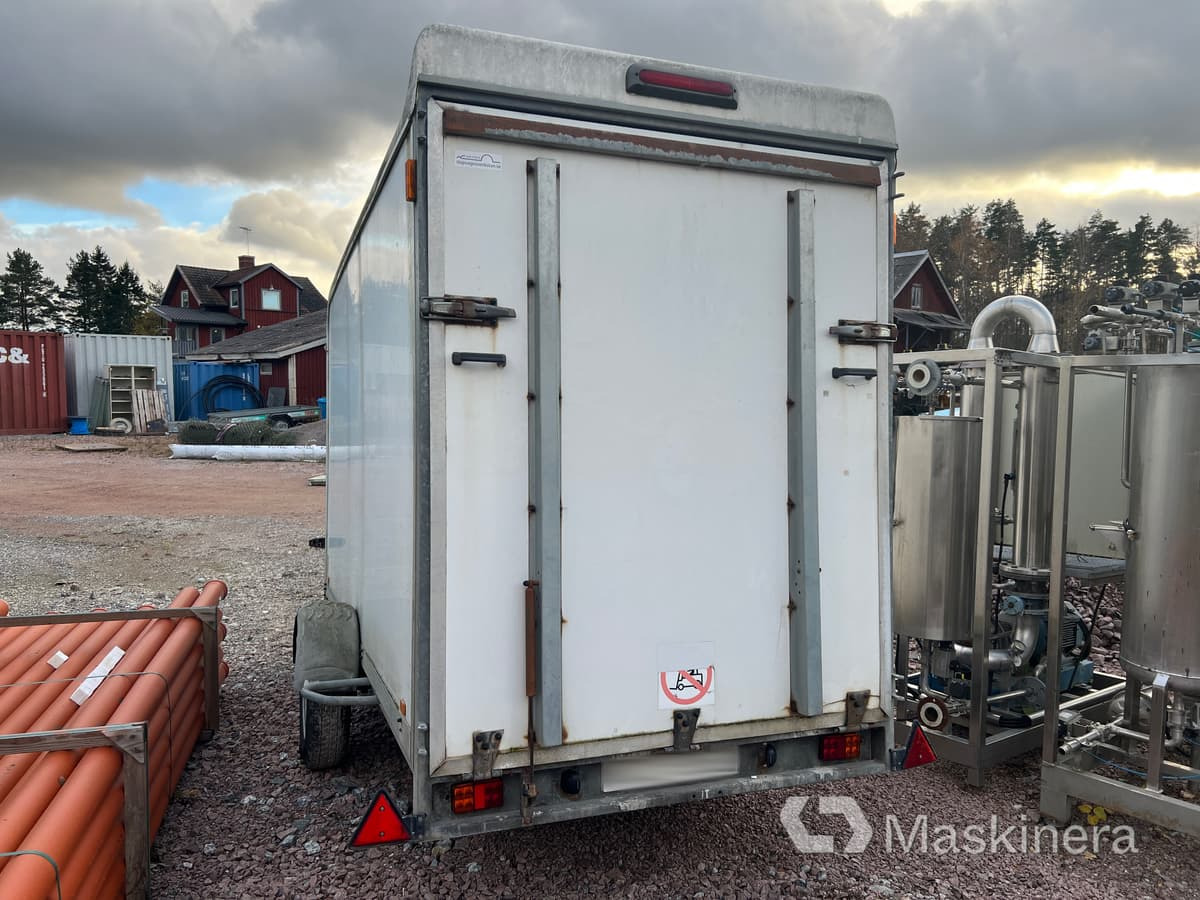 Skåpsläp Thule CER - Rimorkio makine: foto 4 Skåpsläp Thule CER - Rimorkio makine: foto 4