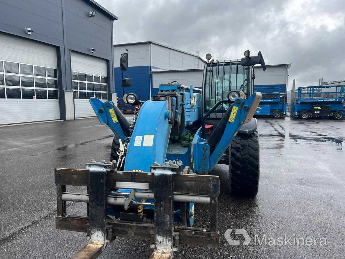 Teleskoplastare Genie GTH 4017SX med tillbehör - Ekskavator teleskopik: foto 2 Teleskoplastare Genie GTH 4017SX med tillbehör - Ekskavator teleskopik: foto 2