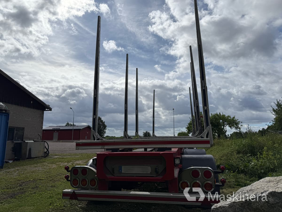 Timmersläp Mjölbysläpet VSP4-104-36 - Rimorkio për transport druri: foto 5 Timmersläp Mjölbysläpet VSP4-104-36 - Rimorkio për transport druri: foto 5