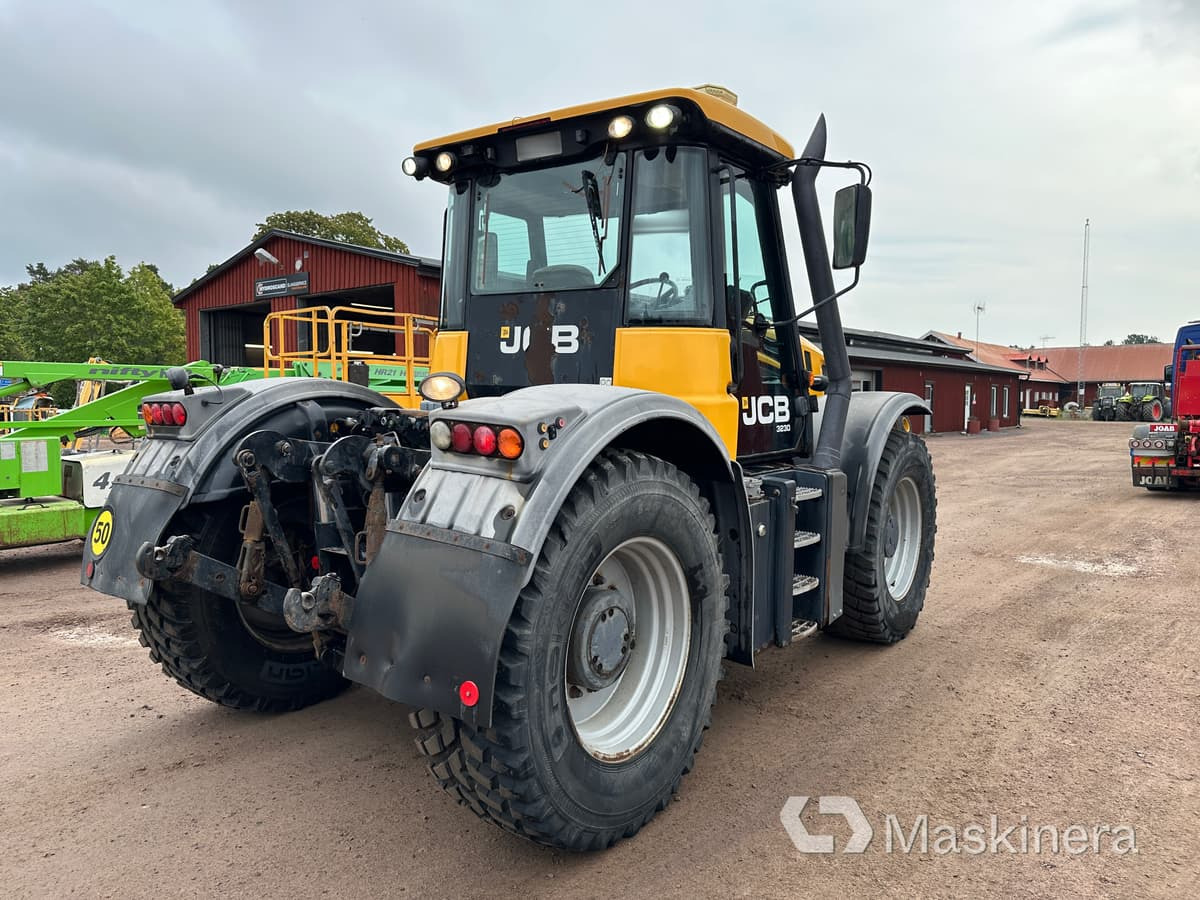 Traktor JCB Fastrac 3230 XTRA - Traktor: foto 5 Traktor JCB Fastrac 3230 XTRA - Traktor: foto 5