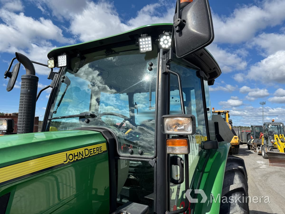Traktor Traktor John Deere 5075M med snöutrustning: foto 14
