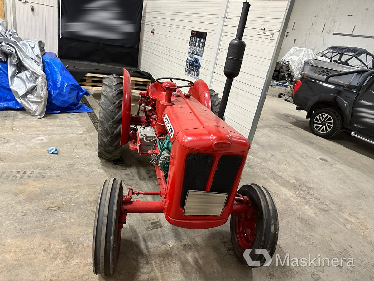 Veterantraktor Volvo BM 320 - Traktor: foto 2 Veterantraktor Volvo BM 320 - Traktor: foto 2