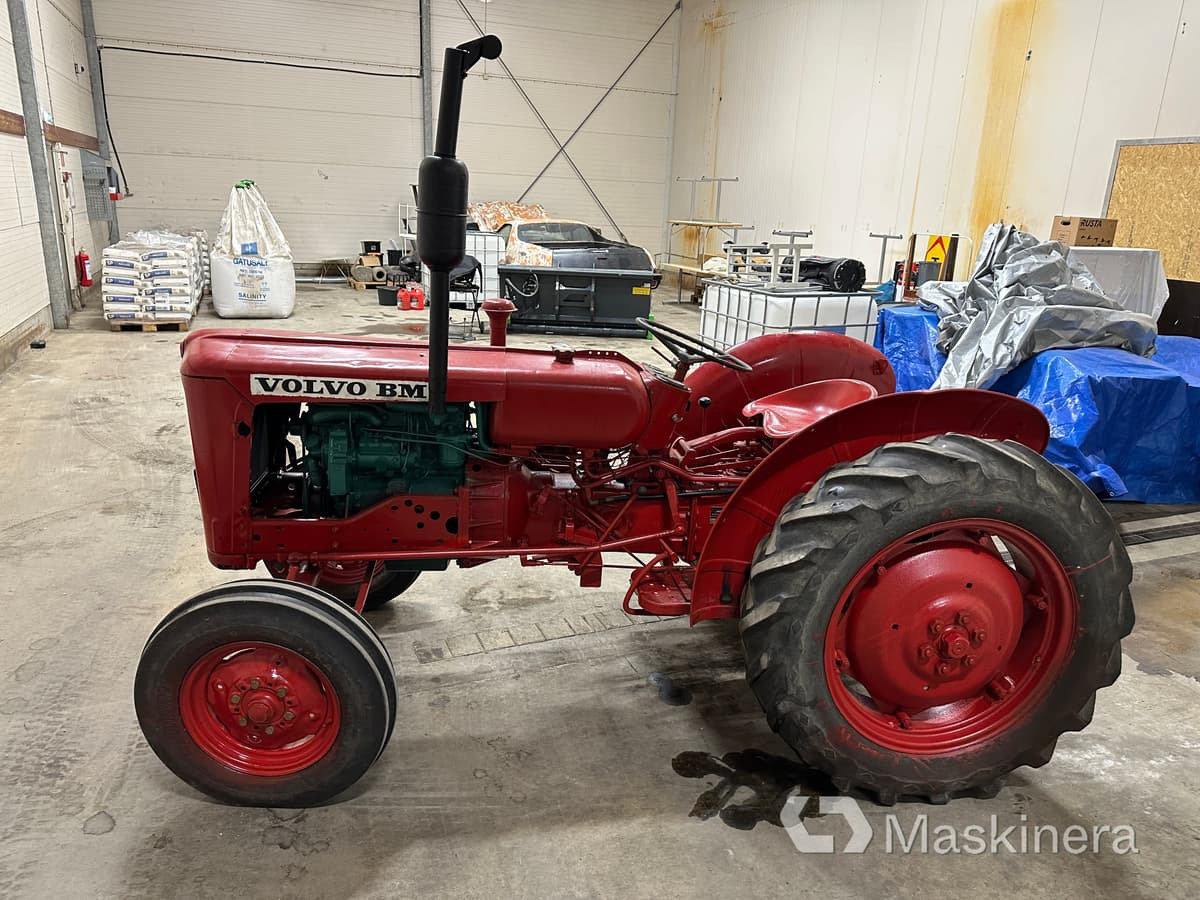 Veterantraktor Volvo BM 320 - Traktor: foto 4 Veterantraktor Volvo BM 320 - Traktor: foto 4