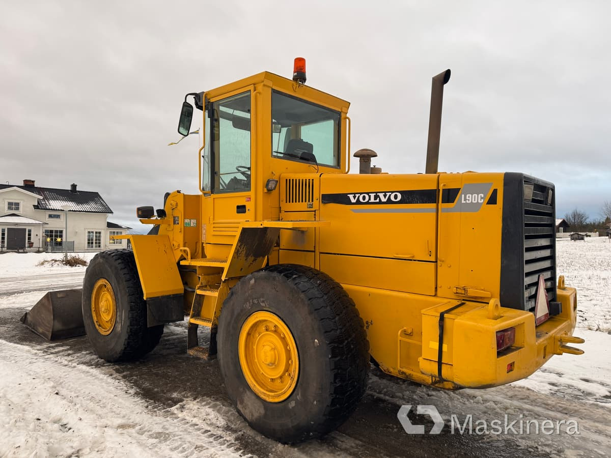 Volvo L90 C Hjullastare Volvo L90C med skopa - Fadrom me goma: foto 3 Volvo L90 C Hjullastare Volvo L90C med skopa - Fadrom me goma: foto 3