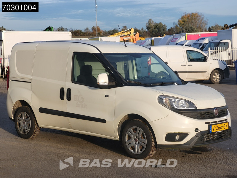 Fiat Doblò 95PK DEFECT/EXPORT! L1H1 Trekhaak Navi Airco Cruise Euro6 L1 Airco Trekhaak Cruise control - Furgon i vogël: foto 3 Fiat Doblò 95PK DEFECT/EXPORT! L1H1 Trekhaak Navi Airco Cruise Euro6 L1 Airco Trekhaak Cruise control - Furgon i vogël: foto 3