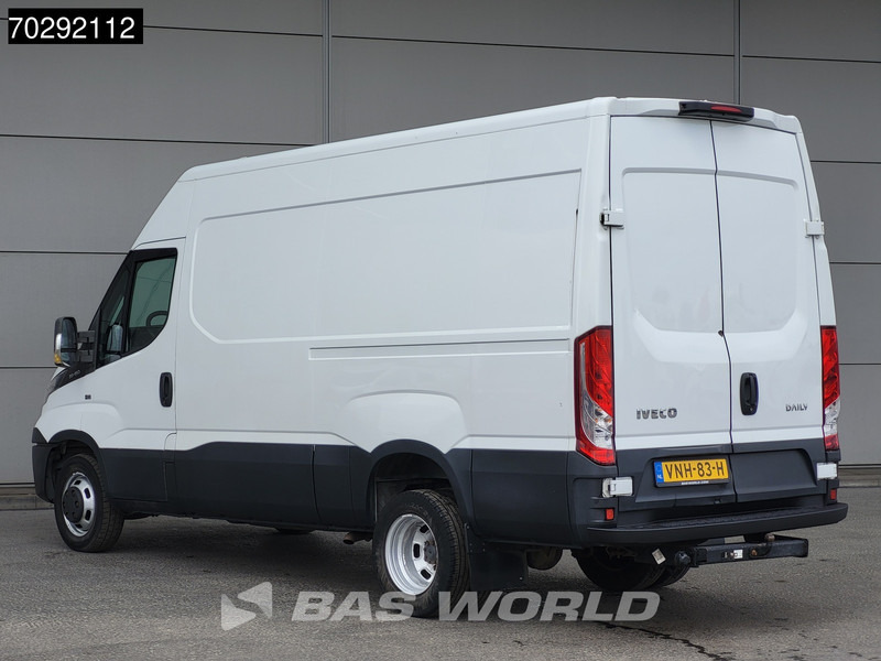 Iveco Daily 35C15 3,0L Dubbellucht L2H2 3,5t Trekhaak Navi Airco Cruise Camera L2 12m3 Airco Trekhaak Cruise control - Furgon: foto 2 Iveco Daily 35C15 3,0L Dubbellucht L2H2 3,5t Trekhaak Navi Airco Cruise Camera L2 12m3 Airco Trekhaak Cruise control - Furgon: foto 2