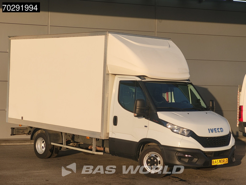 Iveco Daily 35C16 3.0L Dubbellucht Bakwagen Achterdeuren Airco Cruise Camera Euro6 Meubelbak Koffer 20m3 Airco Cruise control - Kamioncine me kontinier: foto 3 Iveco Daily 35C16 3.0L Dubbellucht Bakwagen Achterdeuren Airco Cruise Camera Euro6 Meubelbak Koffer 20m3 Airco Cruise control - Kamioncine me kontinier: foto 3