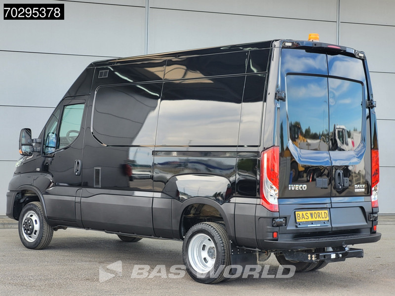 Iveco Daily 35C18 3.0L Automaat L2H2 Dubbellucht 3,5t Trekhaak Navi Airco Cruise Camera Euro6 L2 Airco Trekhaak Cruise control - Furgon: foto 2 Iveco Daily 35C18 3.0L Automaat L2H2 Dubbellucht 3,5t Trekhaak Navi Airco Cruise Camera Euro6 L2 Airco Trekhaak Cruise control - Furgon: foto 2