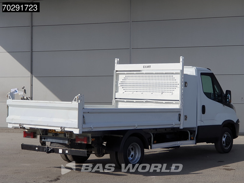 Iveco Daily 35C18 3.0L Automaat Open Laadbak met Kist Dubbellucht 3,5t Trekhaak Airco Euro6 Pritsche Pickup Open Box 2m3 Airco Trekhaak Crui - Kamioncine me karroceri: foto 5 Iveco Daily 35C18 3.0L Automaat Open Laadbak met Kist Dubbellucht 3,5t Trekhaak Airco Euro6 Pritsche Pickup Open Box 2m3 Airco Trekhaak Crui - Kamioncine me karroceri: foto 5