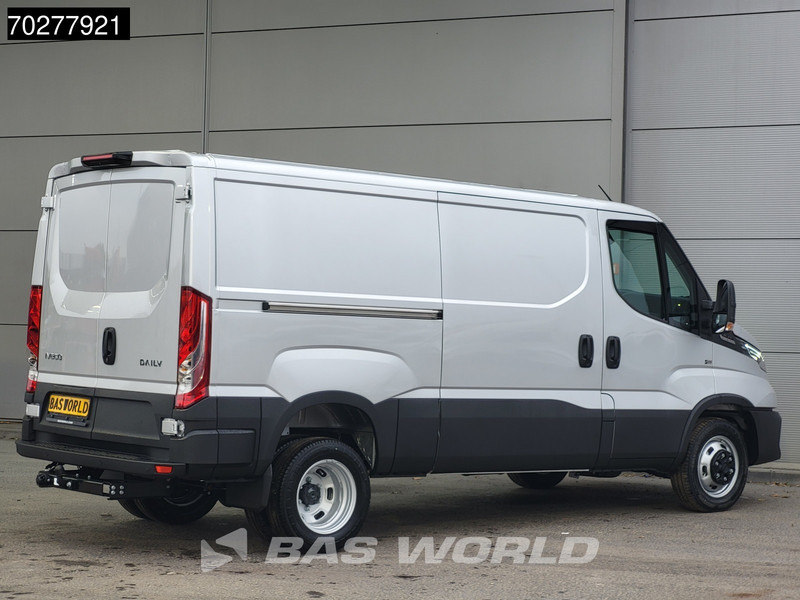 Iveco Daily 35C21 3.0L Automaat L2H1 Laag Dak 210PK 3,5t Trekhaak ACC LED Navi Camera Parkeersensoren Euro6 L2 9m3 Airco Trekhaak - Furgon: foto 5 Iveco Daily 35C21 3.0L Automaat L2H1 Laag Dak 210PK 3,5t Trekhaak ACC LED Navi Camera Parkeersensoren Euro6 L2 9m3 Airco Trekhaak - Furgon: foto 5