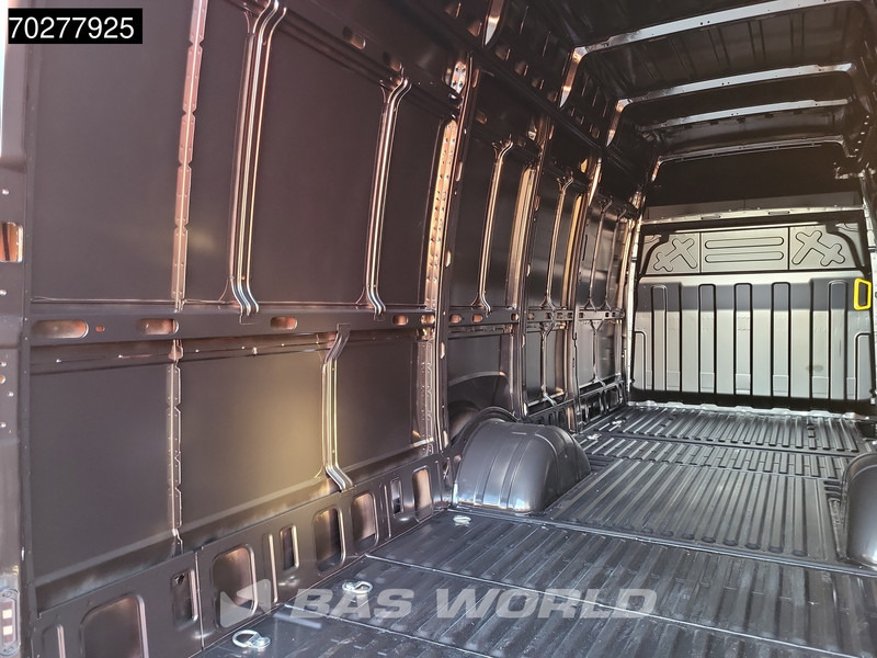 Iveco Daily 35C21 3.0L Automaat L4H3 210PK Hoog Dak Dubbellucht 3,5t Trekhaak ACC Navi LED Camera Parkeersensoren Euro6 L5 19m3 Airco Trekha - Furgon: foto 5 Iveco Daily 35C21 3.0L Automaat L4H3 210PK Hoog Dak Dubbellucht 3,5t Trekhaak ACC Navi LED Camera Parkeersensoren Euro6 L5 19m3 Airco Trekha - Furgon: foto 5