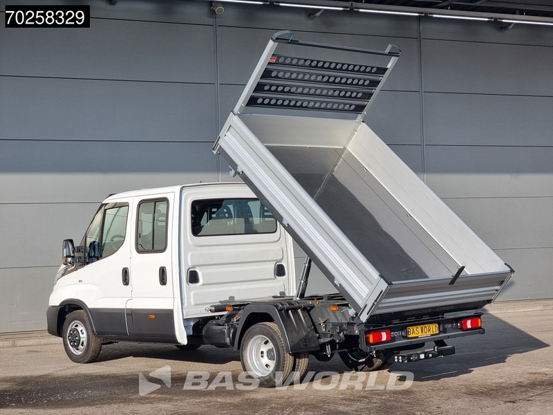 Iveco Daily 35C21 3-Zijdige Kipper Dubbel Cabine 210PK 3.0L Dubbellucht 3,5t Trekhaak ACC Airco LED Camera CarPlay Euro6 Tipper Benne Kieper - Kamioncine vetëshkarkuese: foto 3 Iveco Daily 35C21 3-Zijdige Kipper Dubbel Cabine 210PK 3.0L Dubbellucht 3,5t Trekhaak ACC Airco LED Camera CarPlay Euro6 Tipper Benne Kieper - Kamioncine vetëshkarkuese: foto 3