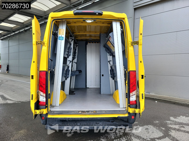 Iveco Daily 35S14 Automaat L2H2 3,5t Trekgewicht LED ACC Airco Camera Euro6 L2 11m3 Airco - Furgon: foto 3 Iveco Daily 35S14 Automaat L2H2 3,5t Trekgewicht LED ACC Airco Camera Euro6 L2 11m3 Airco - Furgon: foto 3