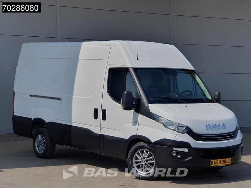 Iveco Daily 35S16 Automaat L2H2 3,5t Trekgewicht Airco Cruise Parkeersensoren Euro6 L2 12m3 Airco Cruise control - Furgon: foto 3 Iveco Daily 35S16 Automaat L2H2 3,5t Trekgewicht Airco Cruise Parkeersensoren Euro6 L2 12m3 Airco Cruise control - Furgon: foto 3