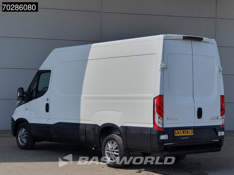 Iveco Daily 35S16 Automaat L2H2 3,5t Trekgewicht Airco Cruise Parkeersensoren Euro6 L2 12m3 Airco Cruise control - Furgon: foto 2 Iveco Daily 35S16 Automaat L2H2 3,5t Trekgewicht Airco Cruise Parkeersensoren Euro6 L2 12m3 Airco Cruise control - Furgon: foto 2