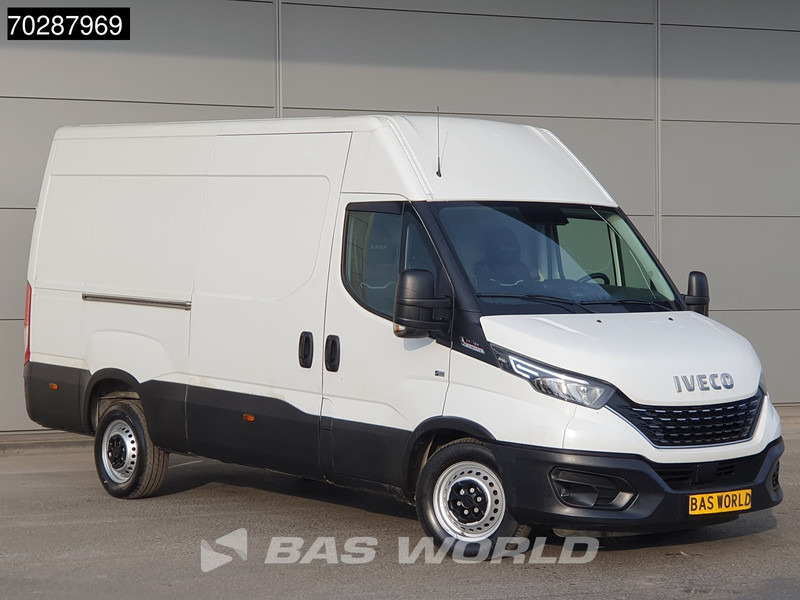 Iveco Daily 35S18 3.0L Automaat L2H2 3,5t Trekhaak 180PK LED Navi Airco Cruise Camera Euro6 L2 12m3 Airco Trekhaak Cruise control - Furgon: foto 5 Iveco Daily 35S18 3.0L Automaat L2H2 3,5t Trekhaak 180PK LED Navi Airco Cruise Camera Euro6 L2 12m3 Airco Trekhaak Cruise control - Furgon: foto 5